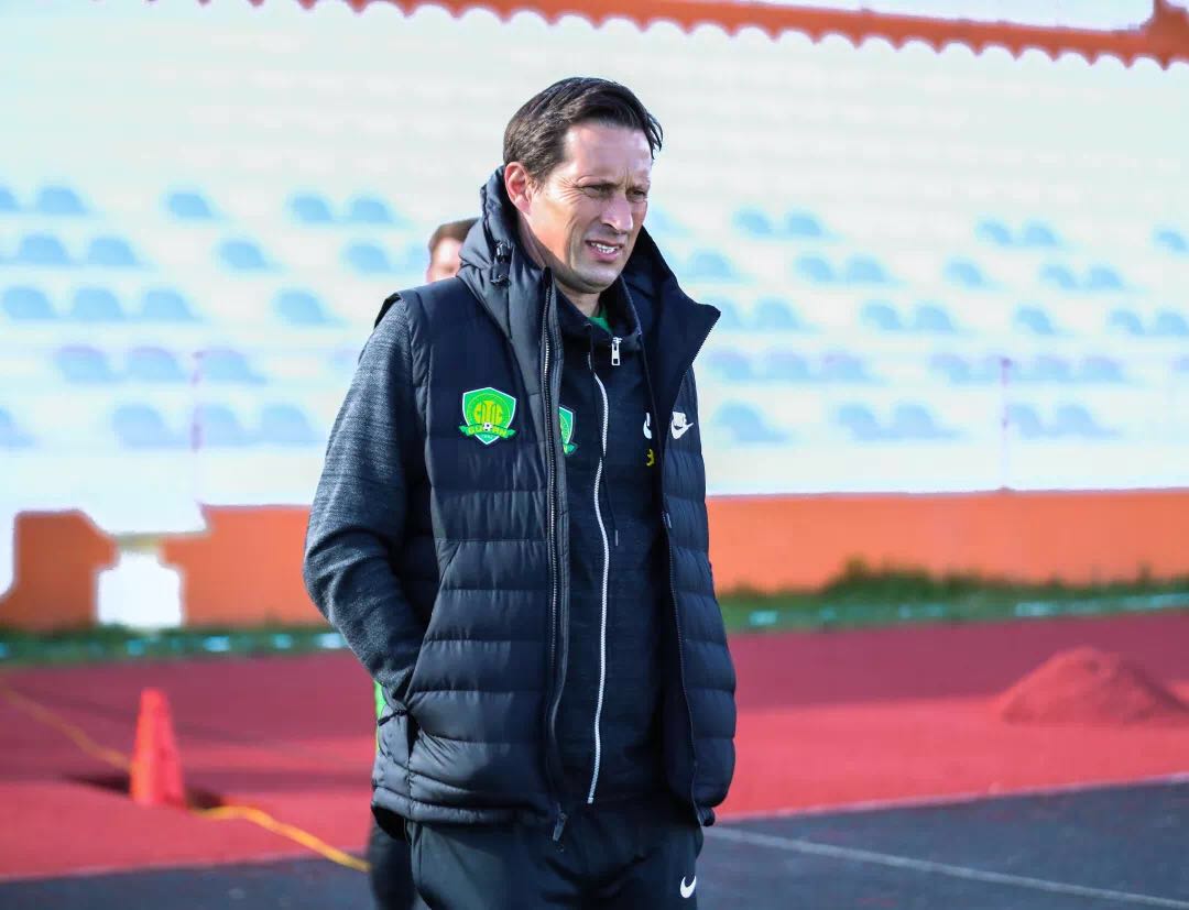 国米签欧洲杯冠军中场获官方宣布