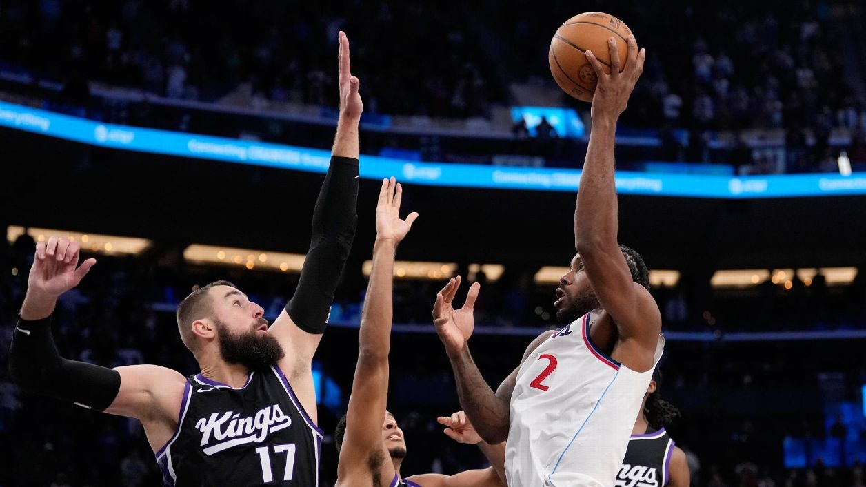 亚特兰大今夜绝杀压哨纽卡斯尔完成体检备战NBA季后赛，哈登与30激战曼联分钟都惊呆了